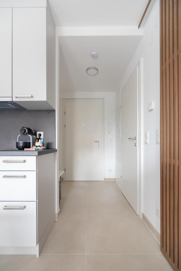 Ruhig, Hell Und Neu Mit Garage Wien
