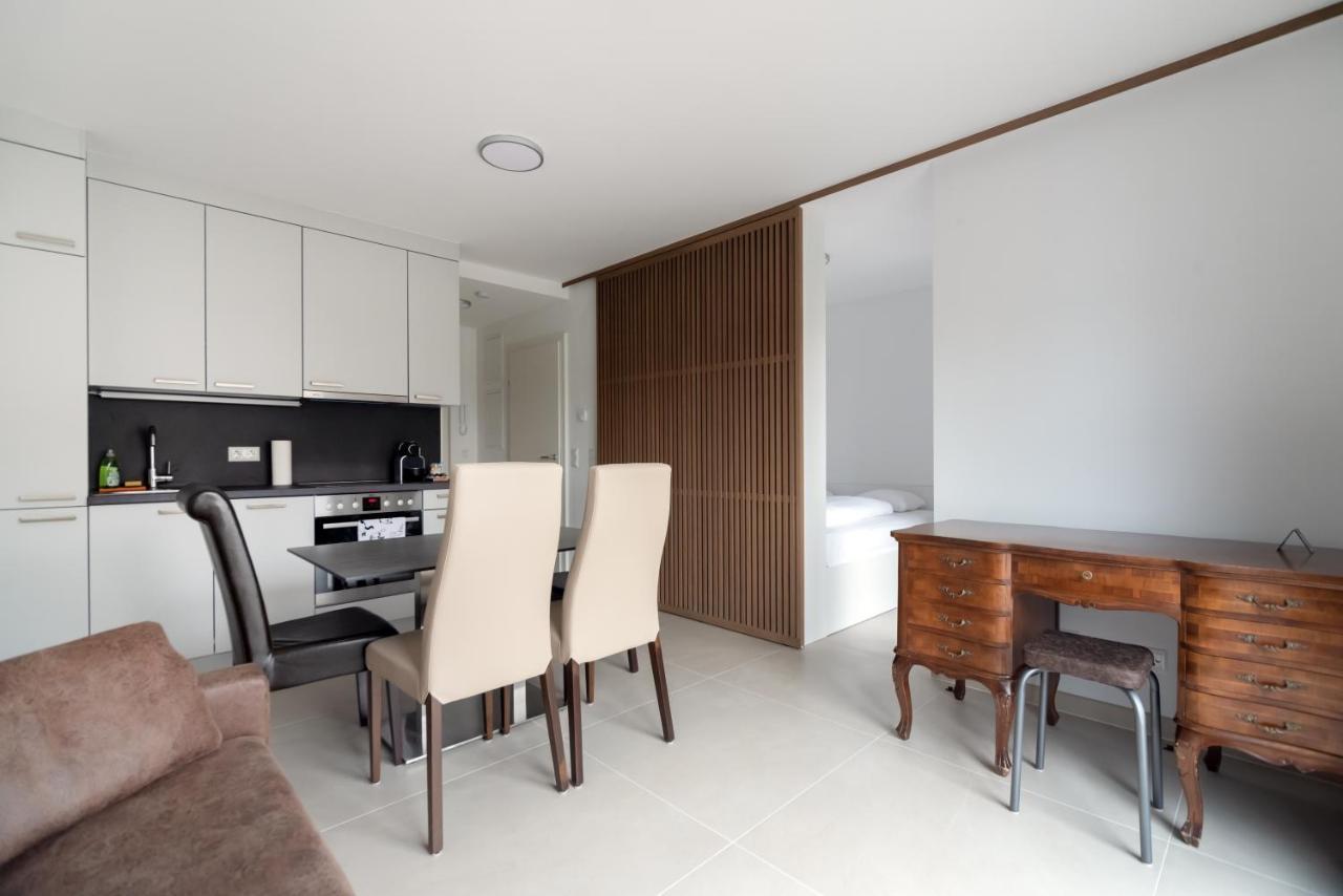 Ruhig, Hell Und Neu Mit Garage Apartment Wien